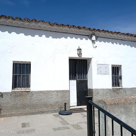 La Casita En La Alcornocosa -Sevilla المظهر الخارجي الصورة